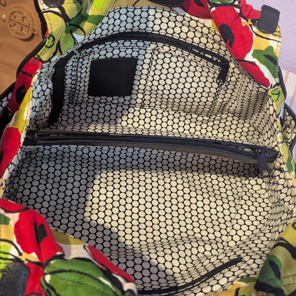 Brigthon Vibrant Floral Shoulder Bag with Black Accents - Picture 6 of 7